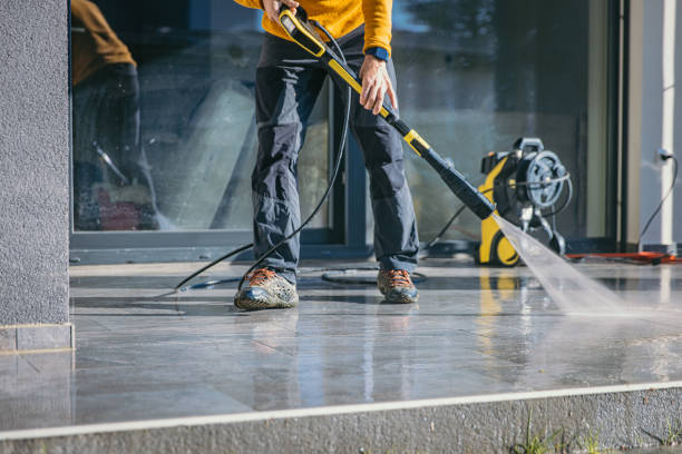 Best Deck Pressure Washing  in North Yelm, WA