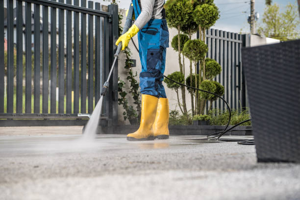 Best Garage Pressure Washing  in North Yelm, WA